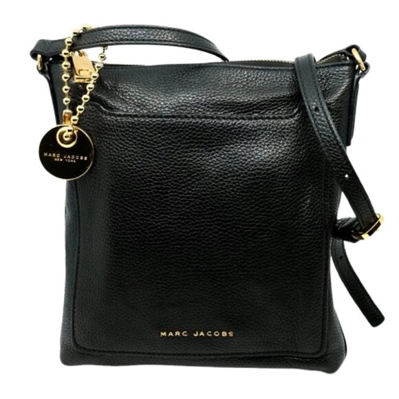 MARC JACOBS~Tourist~BLACK PEBBLED LEATHER CROSSBODY SWINGPACK BAG - Picture 1 of 7